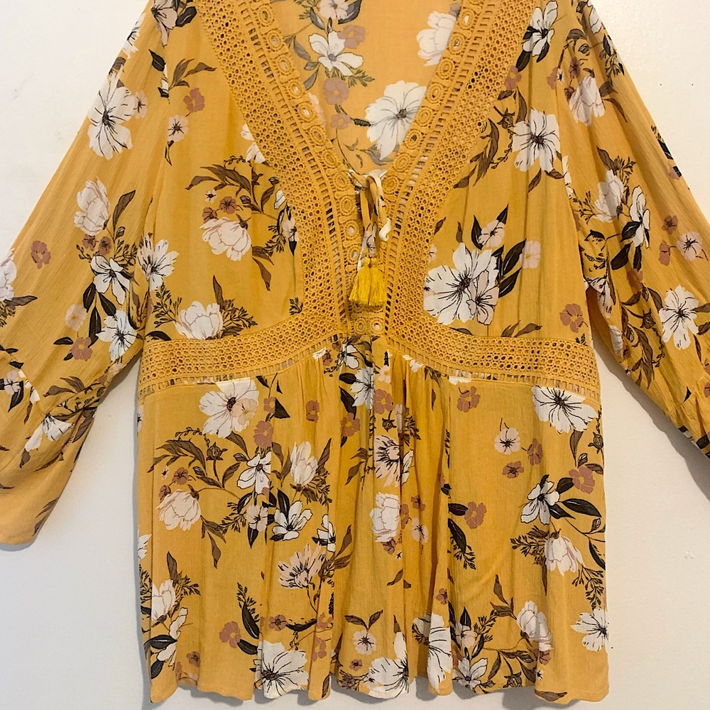 Torrid challis babydoll top (size 3)